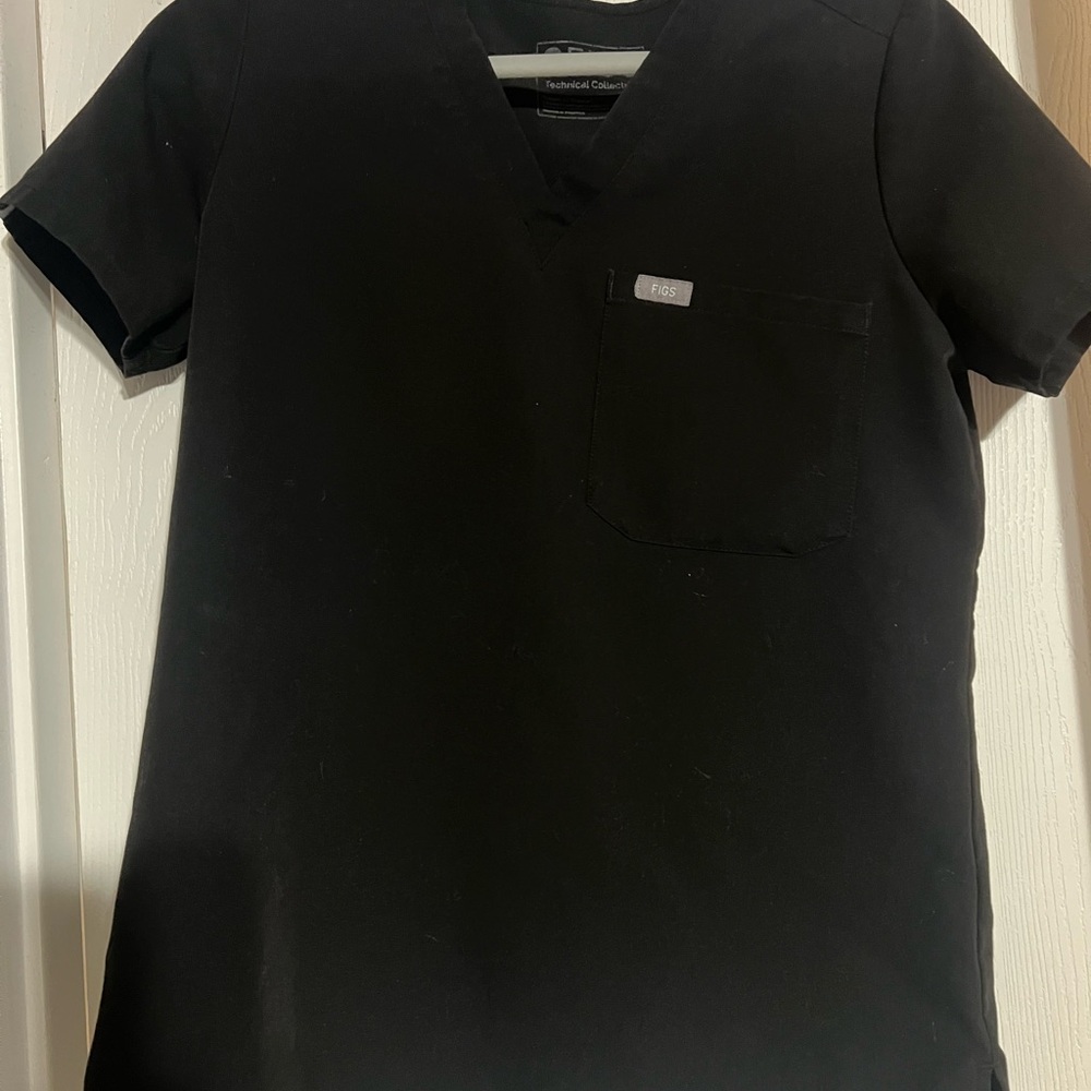 Women’s Figs Black Short Sleeve Catarina Top